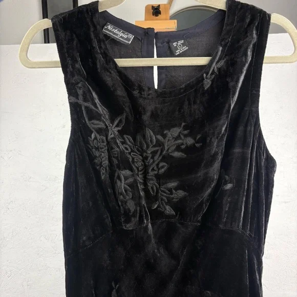 VTG Nostalgia Embroidered Velvet Black Maxi Cocktail Sheath Dress - Large - Picture 4 of 9